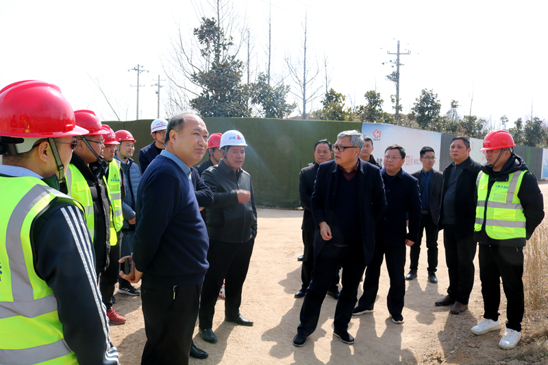 金寨縣委常委、常務(wù)副縣長(zhǎng)汪洪濤一行到史河（金寨段）防洪提升工程-7#防汛大橋項(xiàng)目調(diào)研