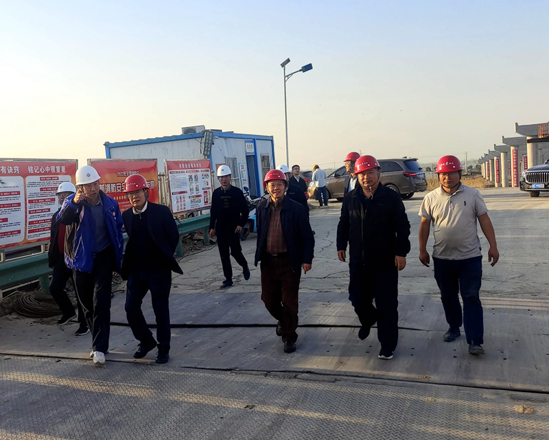 蚌埠市委常委、市政府黨組副書記、常務(wù)副市長葛銳到G206-03標(biāo)項目調(diào)研指導(dǎo)工作